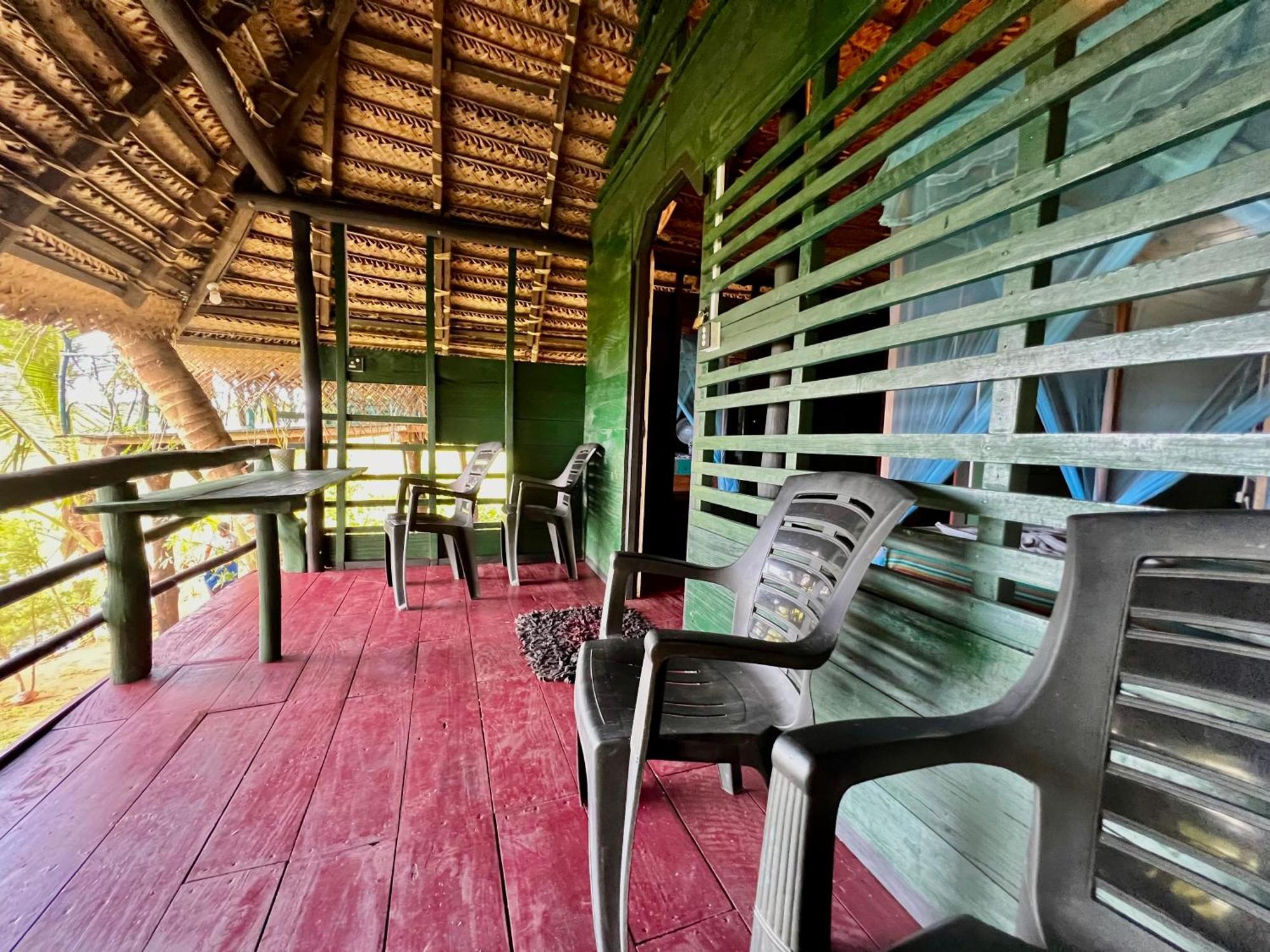Lake Face Cabana Tissamaharama Exterior photo